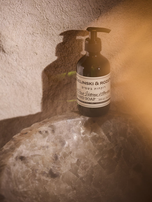 Liquid soap Black Vetiver, Amber (300 ml)