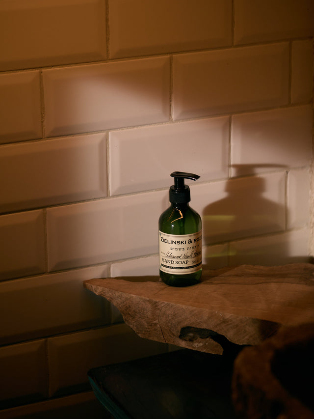 Liquid soap Cedarwood, Neroli, Amber (300 ml)