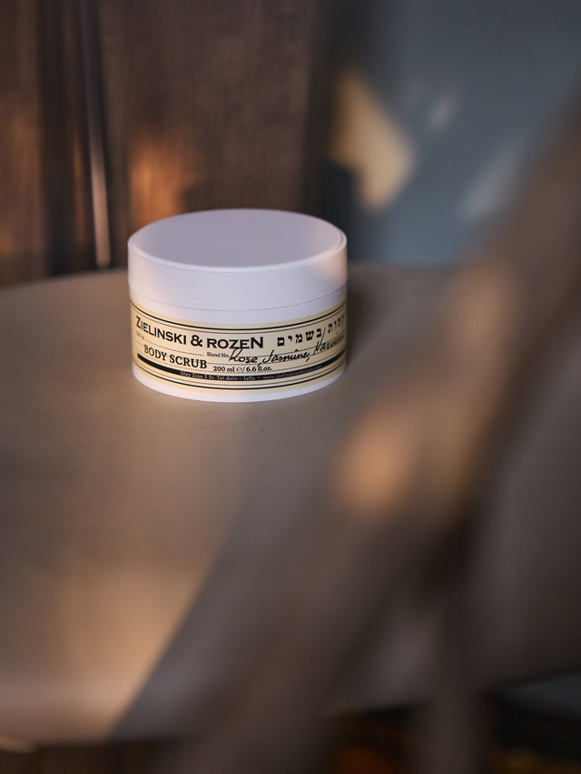 Body scrub Rose, Jasmine, Narcissus, Musk (200 ml)