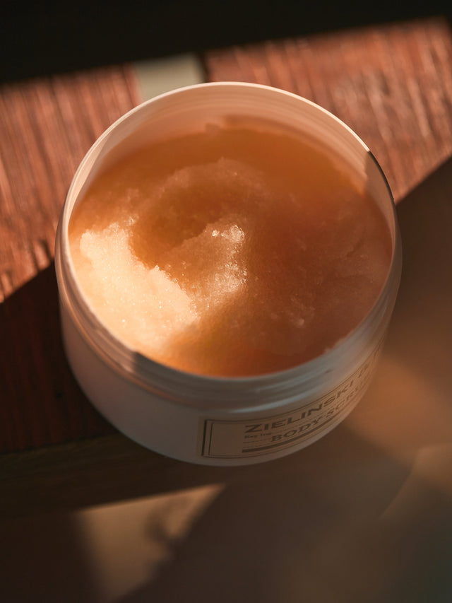 Body scrub Cedarwood, Neroli, Amber (200 ml)