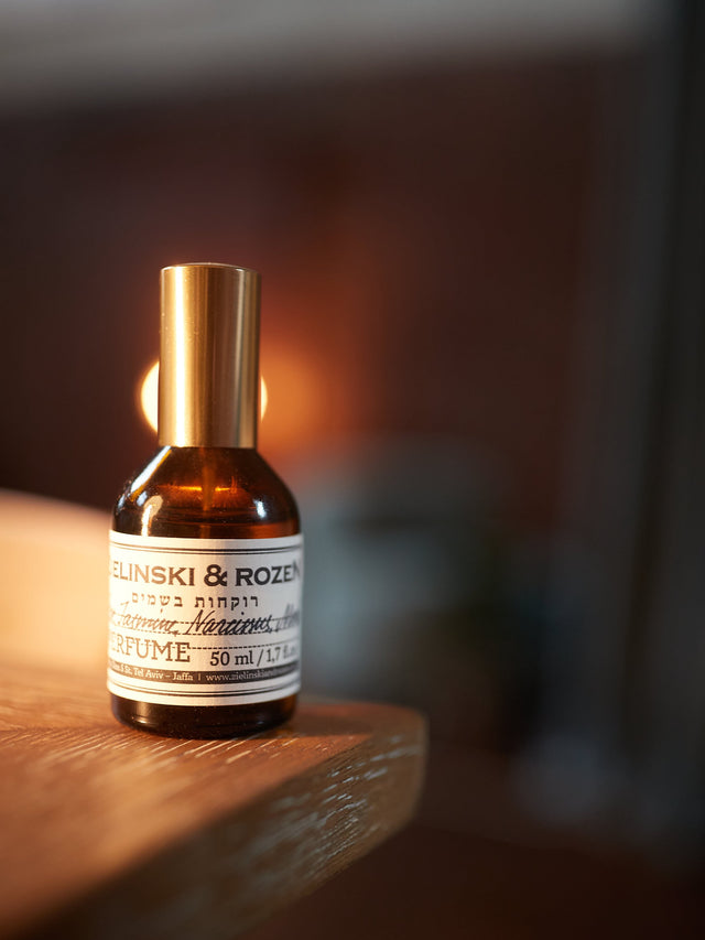 Perfume Rose, Jasmine, Narcissus, Musk