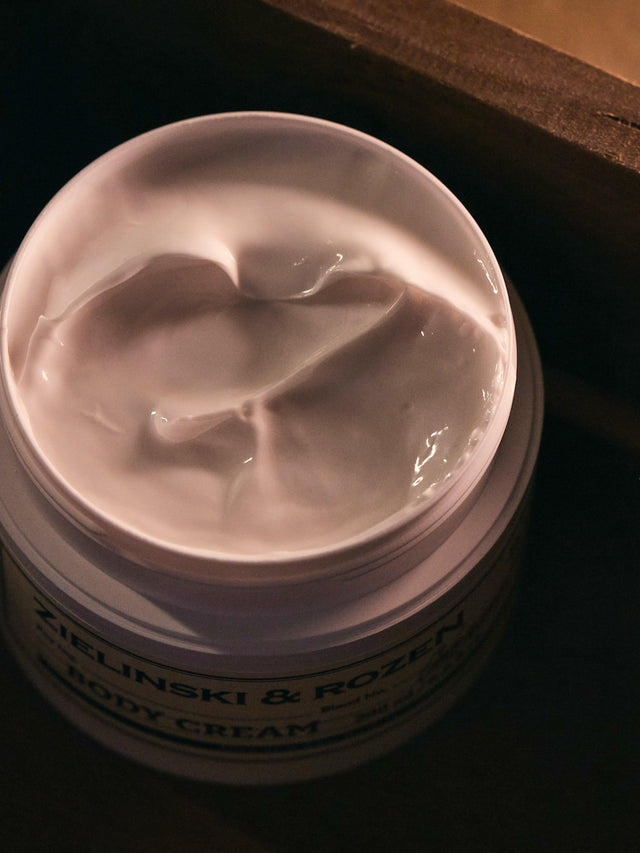 Creme corporal Cedarwood, Patchouli, Jasmine (200 ml)