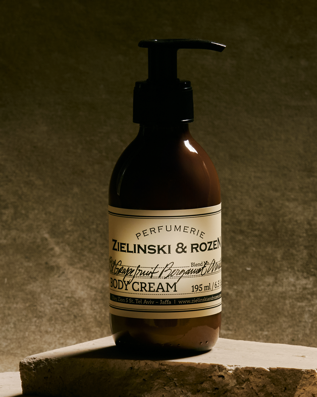 Body cream Red Grapefruit, Bergamot, Amber (195 ml)