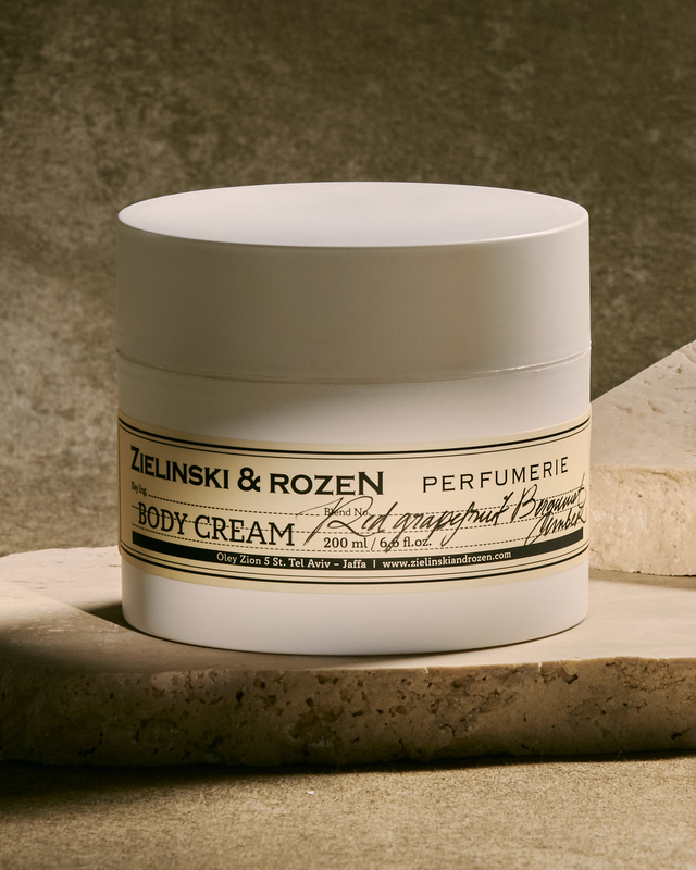 Body cream Red Grapefruit, Bergamot, Amber (200 ml)