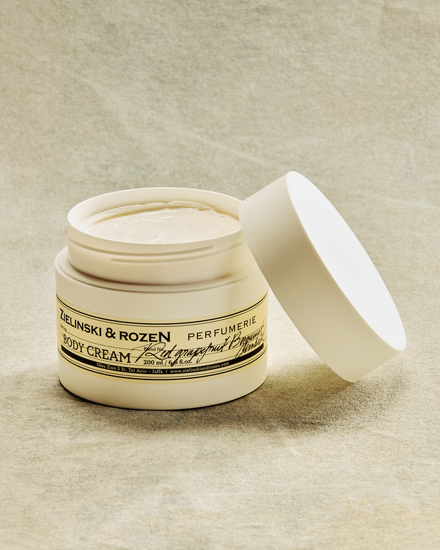 Body cream Red Grapefruit, Bergamot, Amber (200 ml)