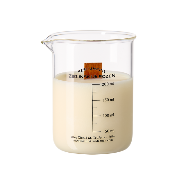 Vela Black Pepper, Vetiver, Neroli, Amber (170 g)