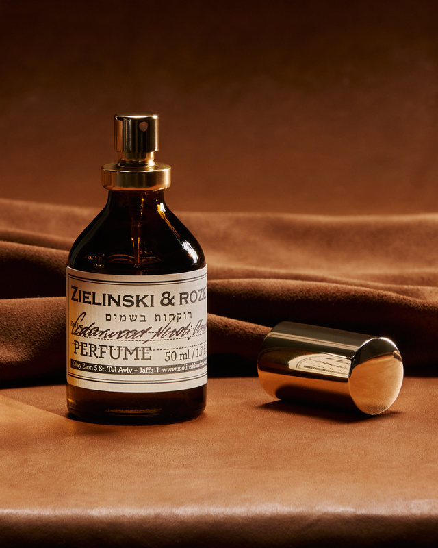 Perfume Cedarwood, Neroli, Amber