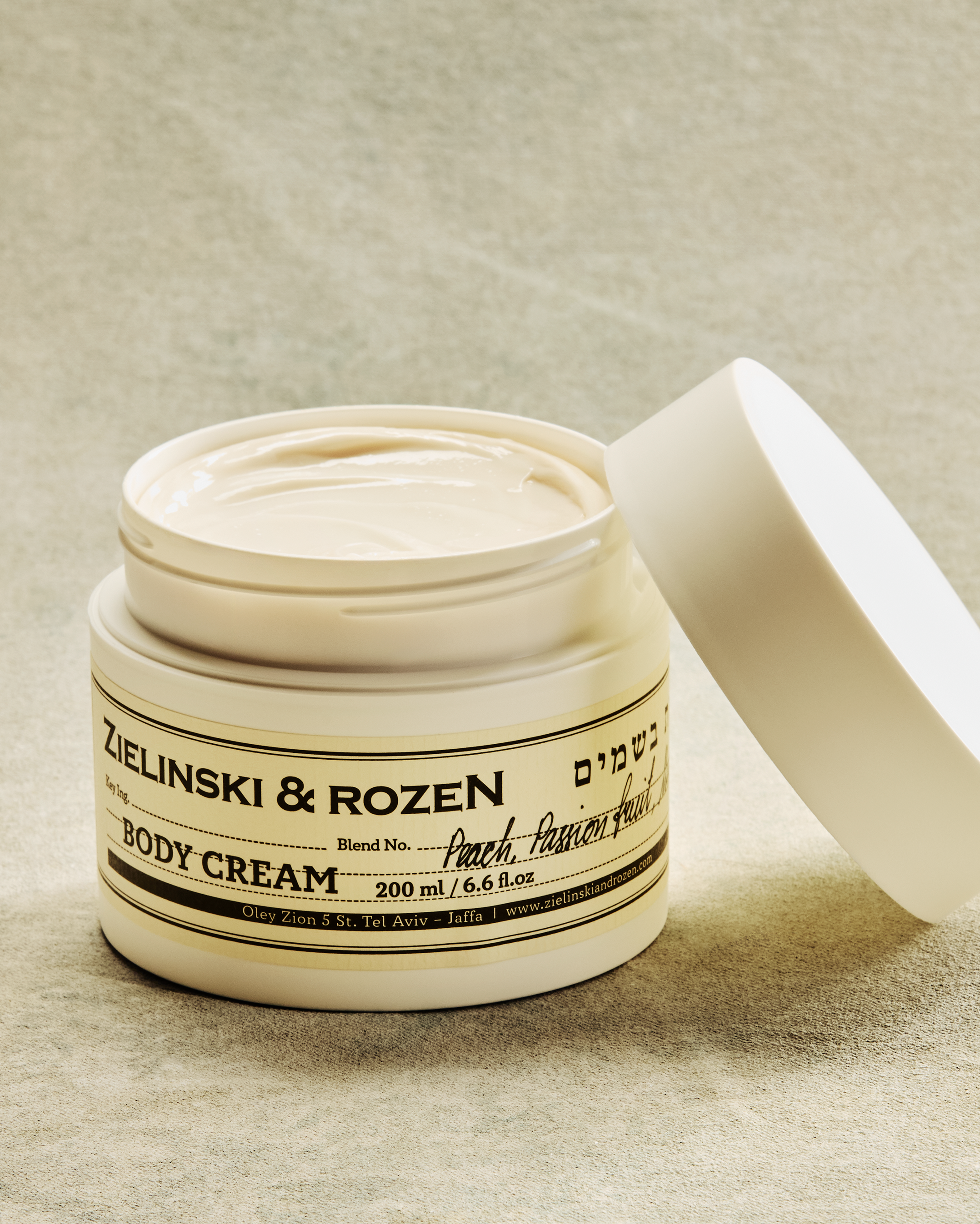 Body cream Peach, Passion fruit, Musk (200 ml) | Zielinski & Rozen