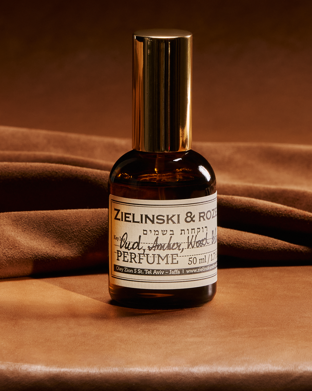 Perfume Oud, Amber, Wood Blend