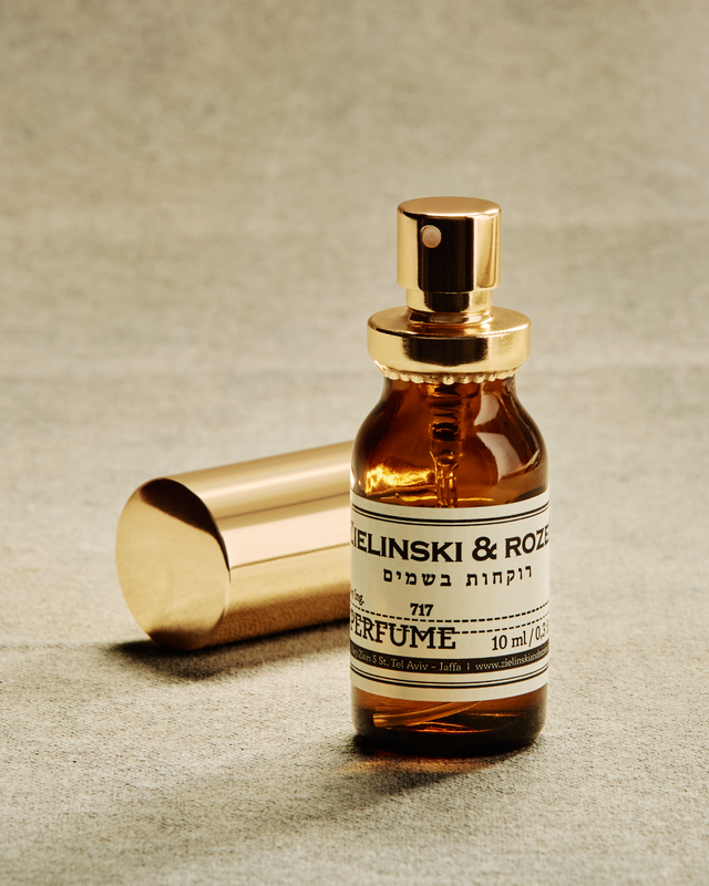 Perfume Cedarwood, Patchouli, Jasmine